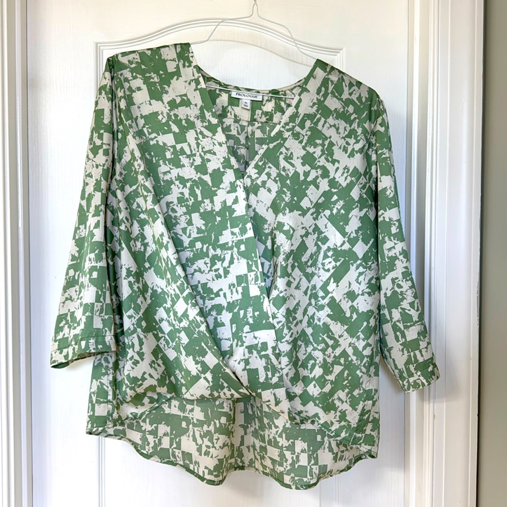 Green Patterned Blouse - image 1